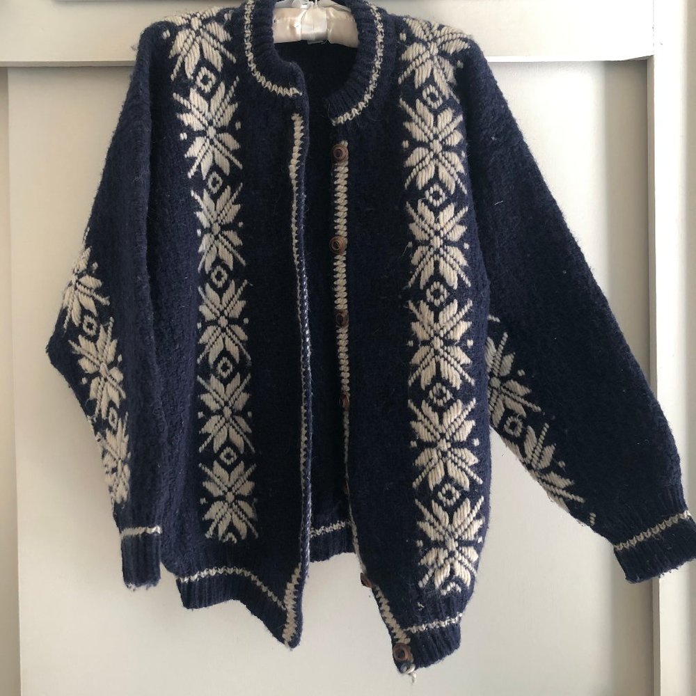 100% Lama Wool Sweater
